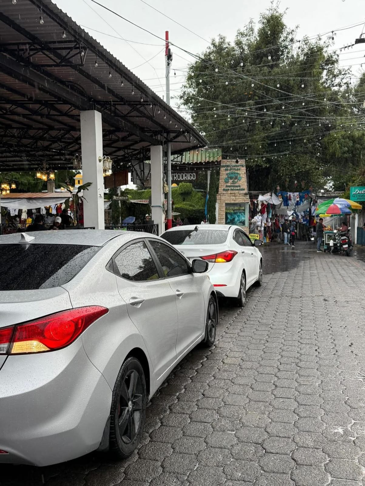 Vehículo Old City Travel 1