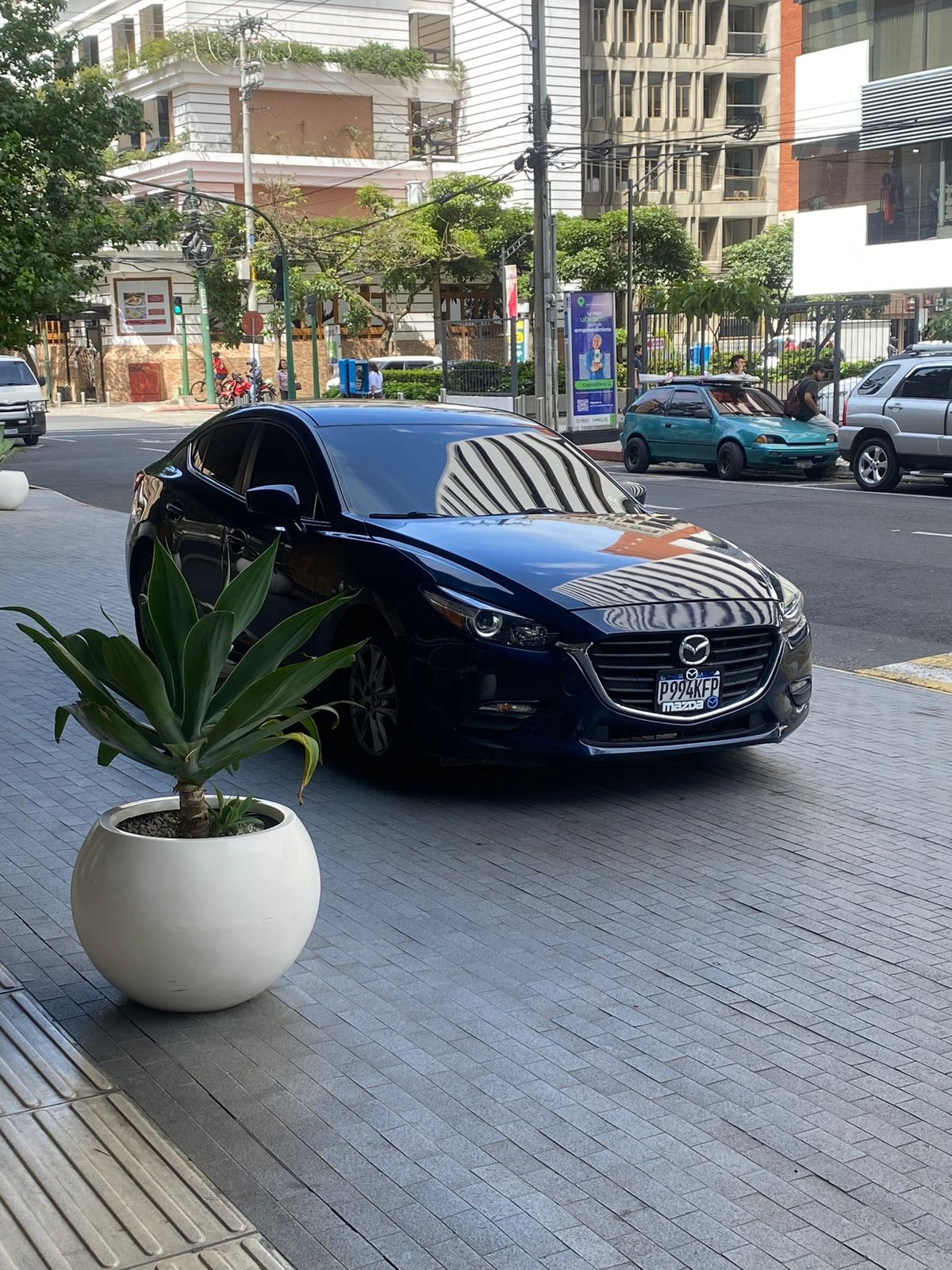 Vehículo Old City Travel 5